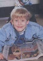 Macaulay Culkin : macaulay-culkin-1314375174.jpg