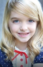 Mckenna Grace : mckenna-grace-1418413200.jpg