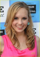 Meaghan Martin : meaghan_jette_martin_1276482279.jpg