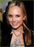 Meaghan Martin : meaghan_jette_martin_1287819895.jpg