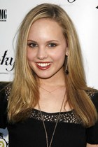 Meaghan Martin : meaghan_jette_martin_1287819910.jpg