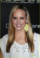 Meaghan Martin : meaghan_jette_martin_1288978619.jpg