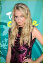 Megan Park : meganpark_1256085933.jpg