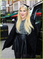 Meghan Trainor : meghan-trainor-1435939476.jpg