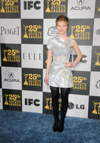 Mia Wasikowska : mia-wasikowska-1322080642.jpg