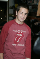 Michael Angarano : TI4U_u1143350451.jpg