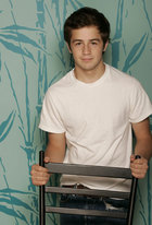 Michael Angarano : TI4U_u1143350492.jpg