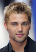 Mike Vogel : mike-vogel-1371487971.jpg