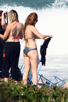 Miley Cyrus : miley-cyrus-1323214014.jpg