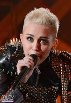 Miley Cyrus : miley-cyrus-1357245004.jpg