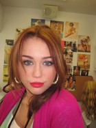 Miley Cyrus : miley-cyrus-1362505437.jpg