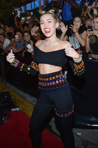 Miley Cyrus : miley-cyrus-1377547560.jpg