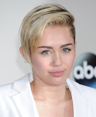 Miley Cyrus : miley-cyrus-1419785169.jpg