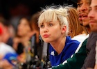 Miley Cyrus : miley-cyrus-1463255641.jpg