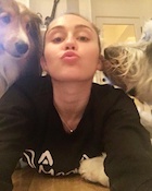 Miley Cyrus : miley-cyrus-1483909736.jpg