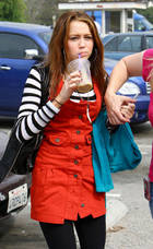 Miley Cyrus : miley_cyrus_1205629555.jpg