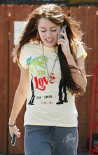 Miley Cyrus : miley_cyrus_1218744285.jpg