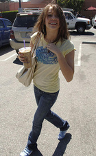 Miley Cyrus : miley_cyrus_1218744311.jpg