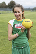 Miley Cyrus : miley_cyrus_1247765535.jpg