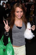 Miley Cyrus : miley_cyrus_1257613142.jpg