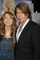 Miley Cyrus : miley_cyrus_1263131133.jpg