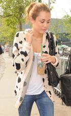 Miley Cyrus : miley_cyrus_1275930019.jpg