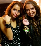 Miley Cyrus : miley_cyrus_1310082807.jpg