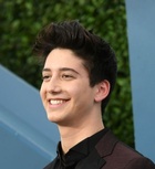 Milo Manheim : milo-manheim-1587934524.jpg