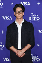 Milo Manheim : milo-manheim-1670520908.jpg