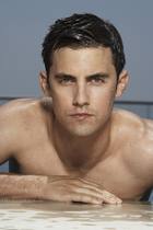 Milo Ventimiglia : milo-ventimiglia-1340438709.jpg