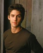 Milo Ventimiglia : milo-ventimiglia-1340500457.jpg