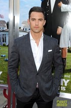 Milo Ventimiglia : milo-ventimiglia-1340500583.jpg