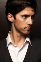 Milo Ventimiglia : milo_ventimiglia_1268604729.jpg