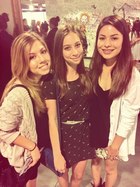 Miranda Cosgrove : TI4U1405275863.jpg