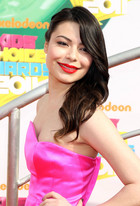 Miranda Cosgrove : miranda-cosgrove-1323219573.jpg