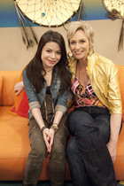 Miranda Cosgrove : miranda-cosgrove-1336862163.jpg