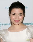 Miranda Cosgrove : miranda-cosgrove-1342570380.jpg