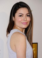 Miranda Cosgrove : miranda-cosgrove-1371061336.jpg