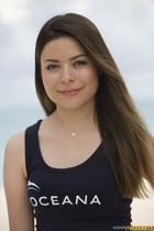 Miranda Cosgrove : miranda-cosgrove-1396275674.jpg