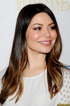 Miranda Cosgrove : miranda-cosgrove-1401555793.jpg