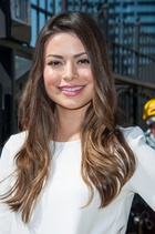 Miranda Cosgrove : miranda-cosgrove-1415118616.jpg