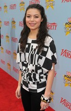 Miranda Cosgrove : miranda_cosgrove_1260140121.jpg