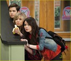 Miranda Cosgrove : miranda_cosgrove_1285527152.jpg