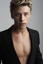 Mitch Hewer : mitch_hewer_1208619942.jpg