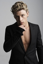 Mitch Hewer : mitch_hewer_1208619956.jpg