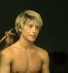 Mitch Hewer : mitch_hewer_1222557597.jpg