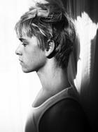 Mitch Hewer : mitch_hewer_1230166153.jpg