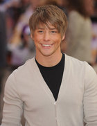 Mitch Hewer : mitch_hewer_1241021175.jpg