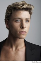 Mitch Hewer : mitch_hewer_1311036851.jpg