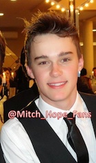 Mitchell Hope : mitchell-hope-1445542921.jpg